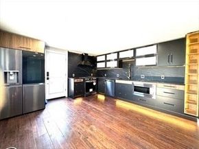 76 Foster St, Brockton MA 02301