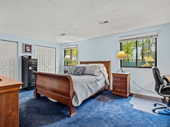 399 Pond St F5, Braintree MA 02184