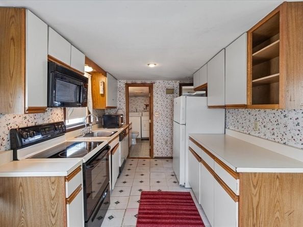 1256 Sea Street, Quincy MA 02169