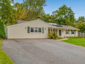 21 Annette Rd
