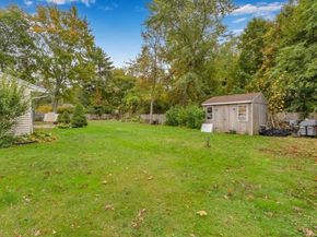 21 Annette Rd, Brockton MA 02302