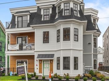 33 Pearl St.