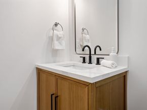 33 Pearl St. 3, Boston MA 02125
