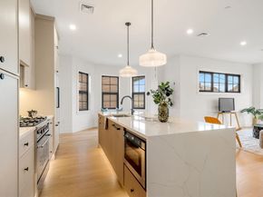 33 Pearl St. 3, Boston MA 02125
