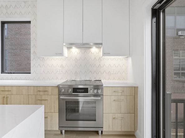 14 Bonair St 14, Somerville MA 02145