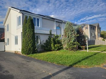 7 Naples Ave