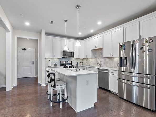 120 University Ave 2308, Westwood MA 02090