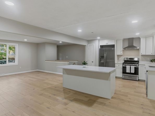 207 Bigelow St, Marlborough MA 01752