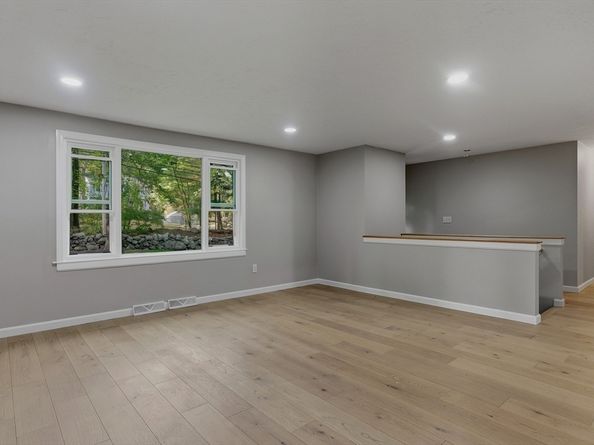 207 Bigelow St, Marlborough MA 01752
