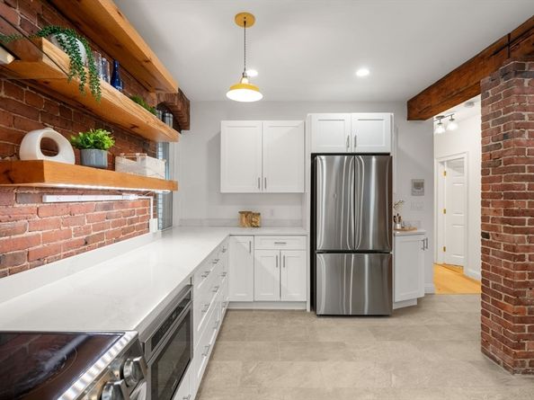 39 Kent St B, Brookline MA 02445