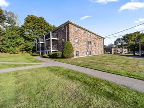 5 Walker Rd 3, North Andover MA 01845