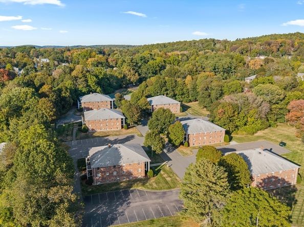 5 Walker Rd 3, North Andover MA 01845