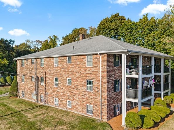 5 Walker Rd 3, North Andover MA 01845