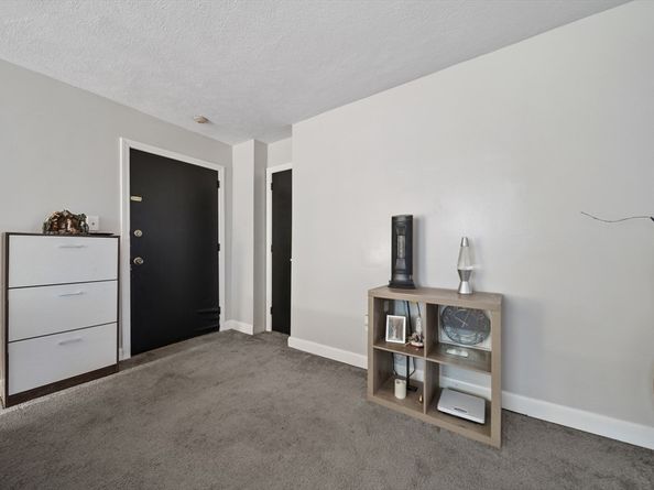 5 Walker Rd 3, North Andover MA 01845