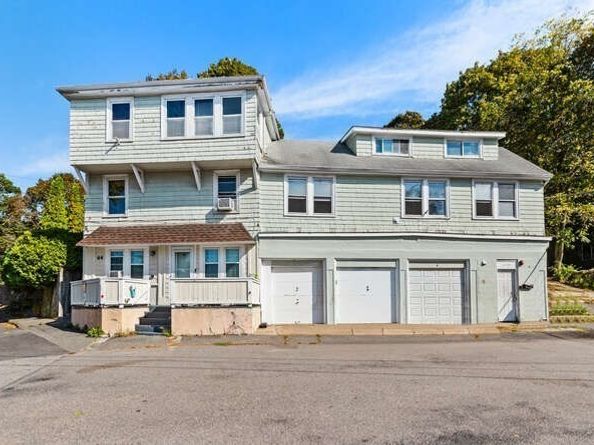 44 Cherry St 2, Swampscott MA 01907