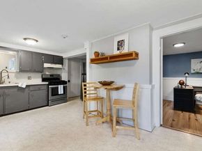 44 Cherry St 2, Swampscott MA 01907