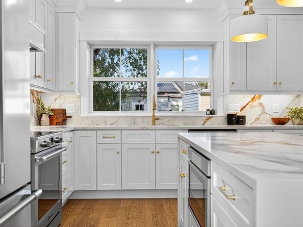 31 Houghton St B, Somerville MA 02143