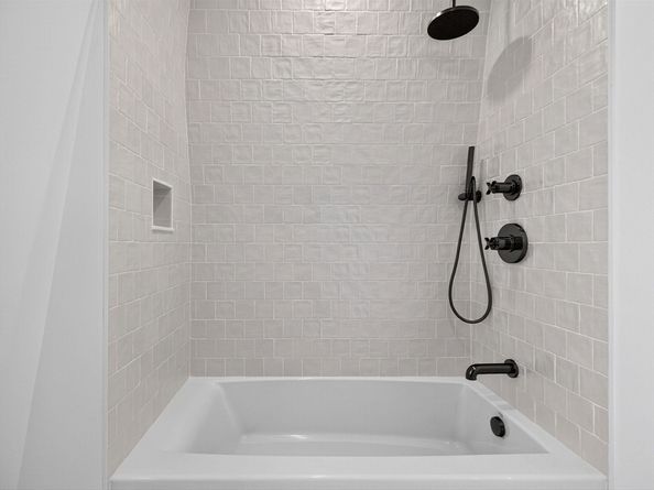 31 Houghton St B, Somerville MA 02143