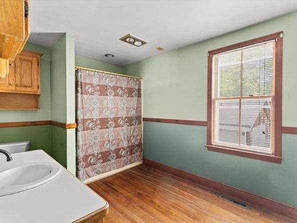 391 Bedford St, East Bridgewater MA 02333