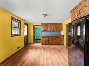 391 Bedford St, East Bridgewater MA 02333