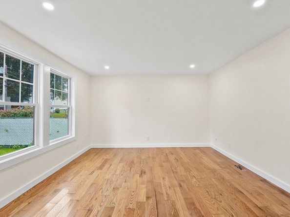 17 Wilder Road, Shrewsbury MA 01545