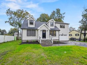 17 Wilder Road, Shrewsbury MA 01545