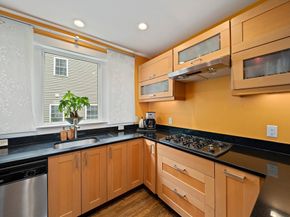 24 Moseley St, Boston MA 02125