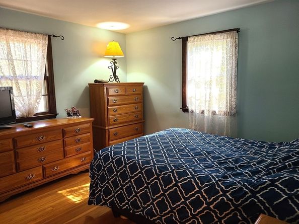 131 Holly Ridge Dr, Hanson MA 02341