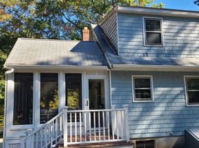 131 Holly Ridge Dr, Hanson MA 02341