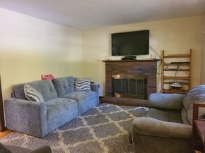 131 Holly Ridge Dr, Hanson MA 02341