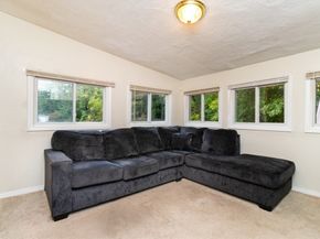 89 Fernandez Cir, Randolph MA 02368