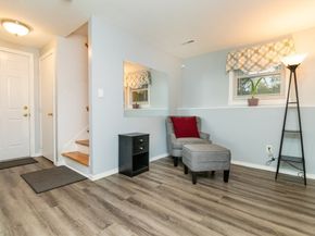 89 Fernandez Cir, Randolph MA 02368
