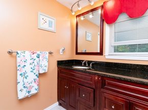 89 Fernandez Cir, Randolph MA 02368
