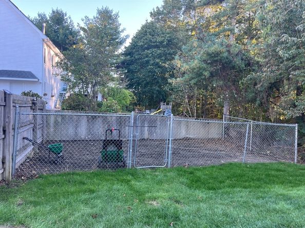 79 Lucas Dr, Stoughton MA 02072