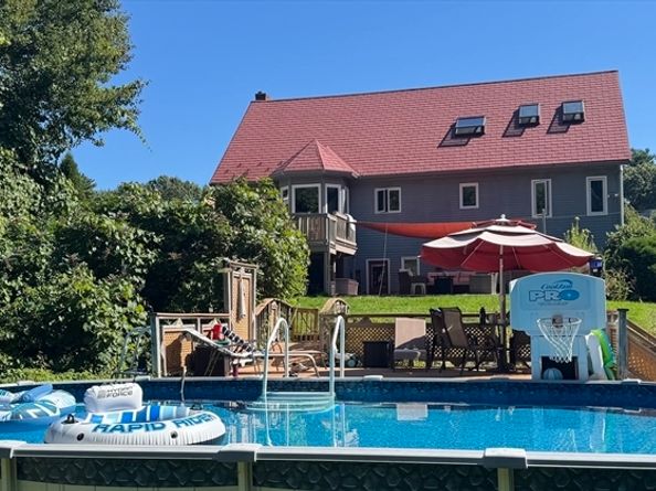 79 Lucas Dr, Stoughton MA 02072