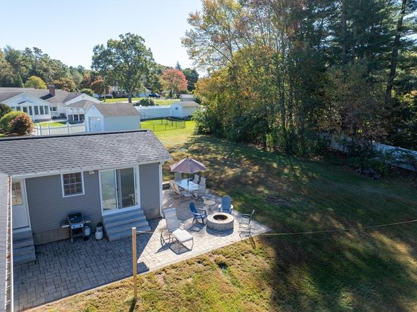 1 Doris Dr, Grafton MA 01536