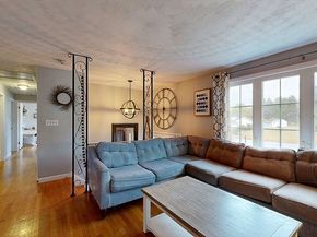 1 Doris Dr, Grafton MA 01536