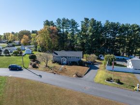 1 Doris Dr, Grafton MA 01536