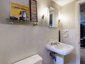 1 Doris Dr, Grafton MA 01536