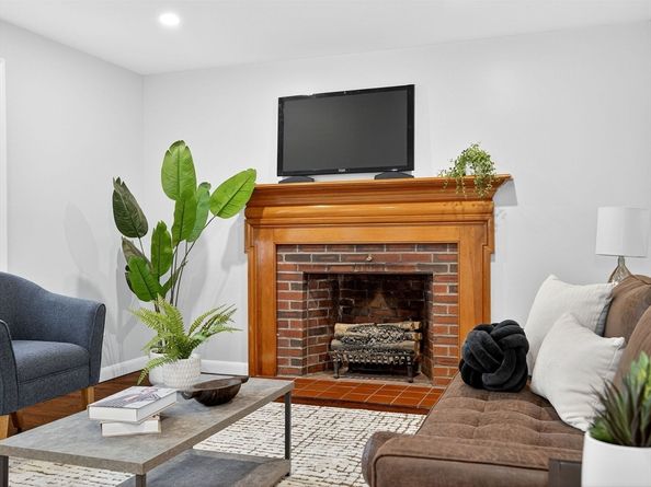 40 Bratley Street, Melrose MA 02176