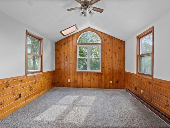 8 Edsel Road, Littleton MA 01460