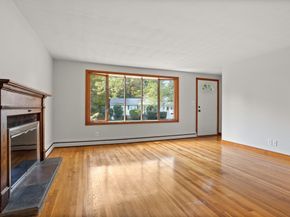 8 Edsel Road, Littleton MA 01460