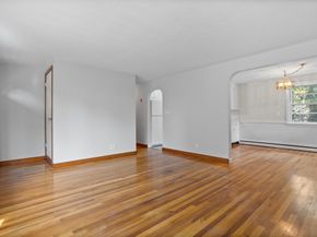 8 Edsel Road, Littleton MA 01460