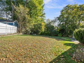 8 Edsel Road, Littleton MA 01460