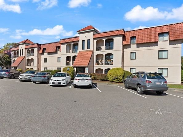 685 Oak Street 243, Brockton MA 02301