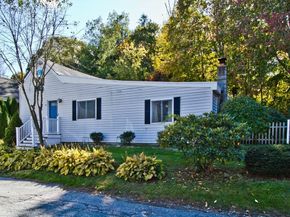 23 Chesley St, Millville MA 01529
