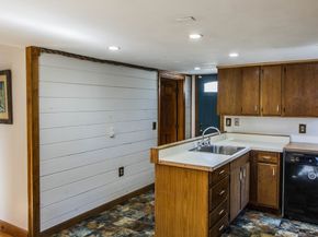 23 Chesley St, Millville MA 01529