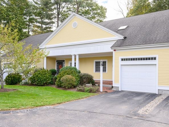 18 Whiting Lane 18, Hingham MA 02043