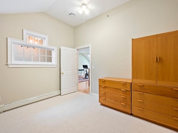 18 Whiting Lane 18, Hingham MA 02043