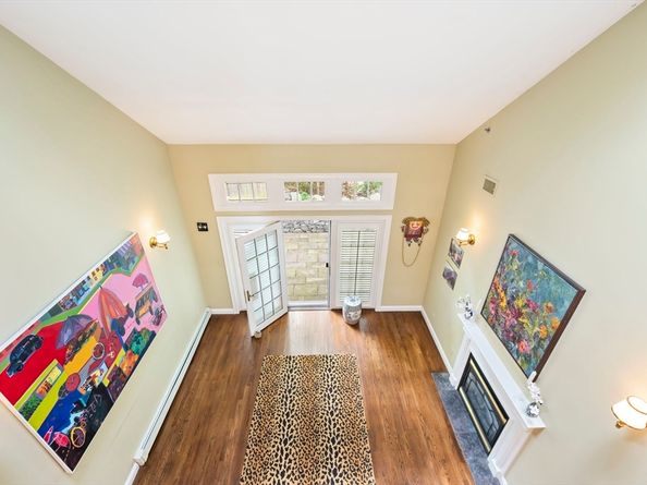 18 Whiting Lane 18, Hingham MA 02043
